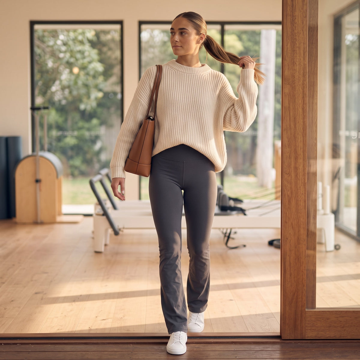 Best Flare Leggings for Pilates: Buying Guide